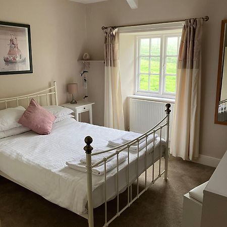 Farmer Bob'S Farmhouse Barnstaple Buitenkant foto