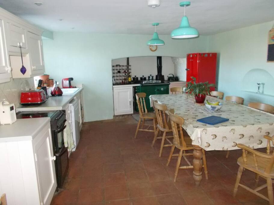 Farmer Bob'S Farmhouse Barnstaple Buitenkant foto