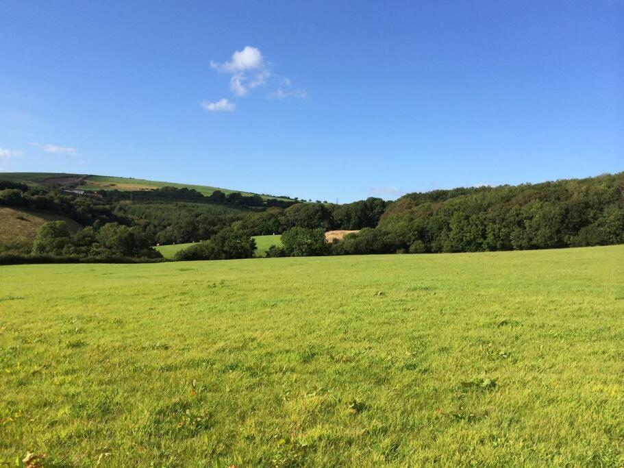 Farmer Bob'S Farmhouse Barnstaple Buitenkant foto